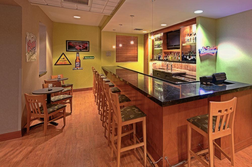Holiday Inn & Suites Goodyear - West Phoenix Area By Ihg Exterior photo