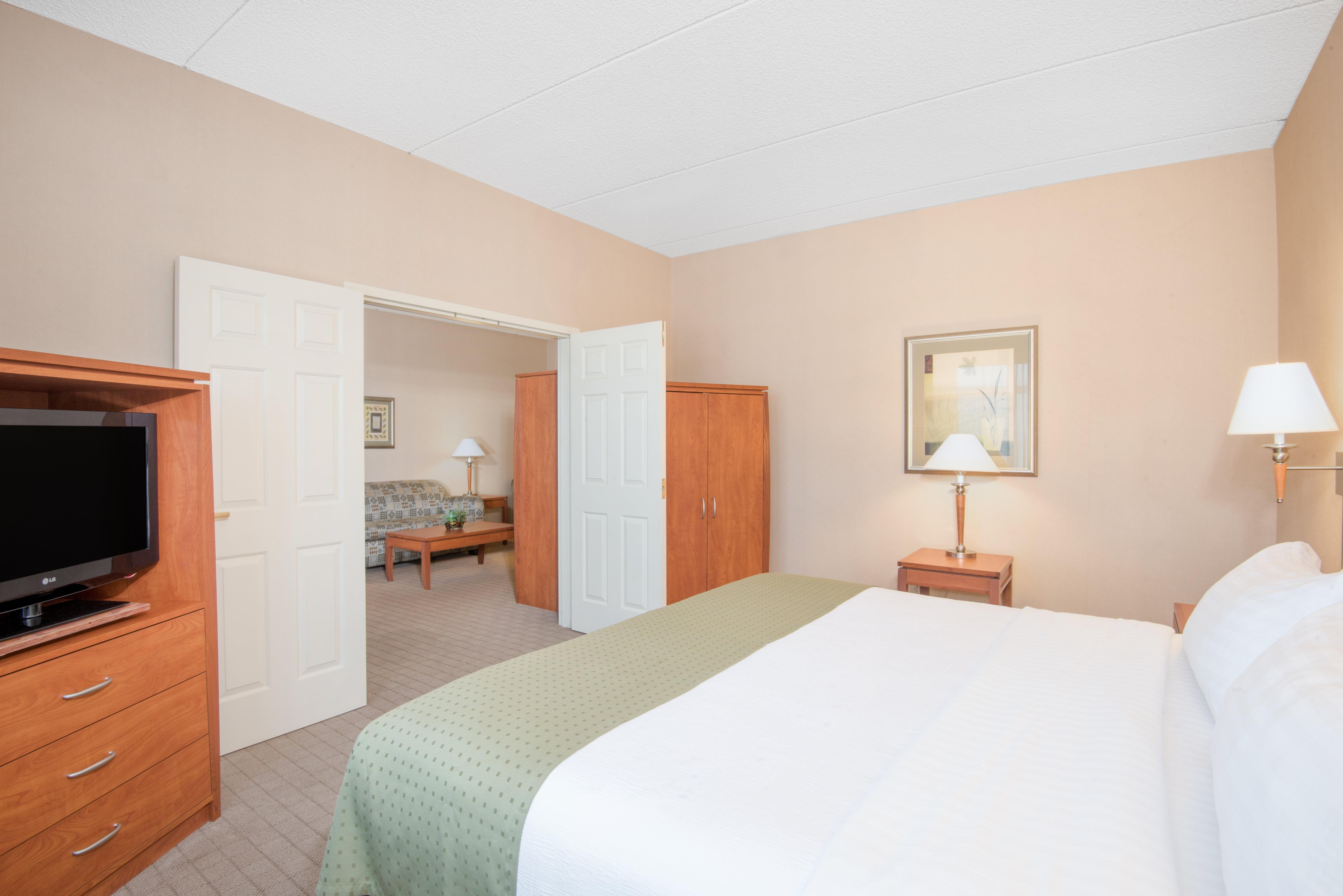 Holiday Inn & Suites Goodyear - West Phoenix Area By Ihg Exterior photo