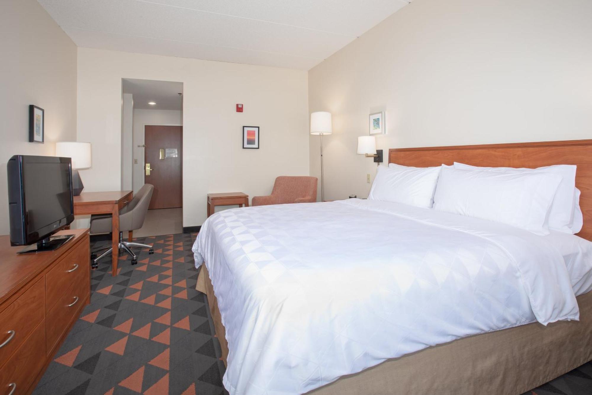 Holiday Inn & Suites Goodyear - West Phoenix Area By Ihg Exterior photo